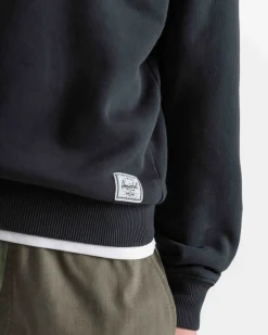 Classic Crew Women's