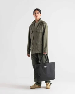 Herschel Classic Tote