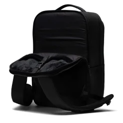 Kaslo Backpack Tech