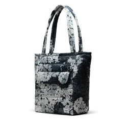Retreat Tote Quilted