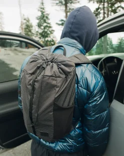 Ultralight Cinch Daypack 14L